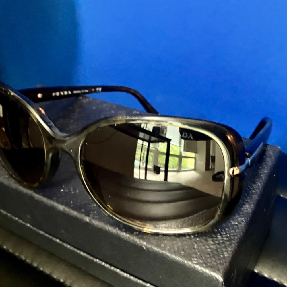 Prada Sunglasses - Picture 2 of 8